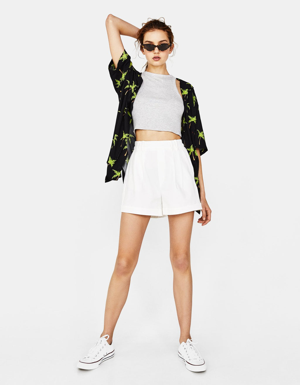Sleveless halterneck top